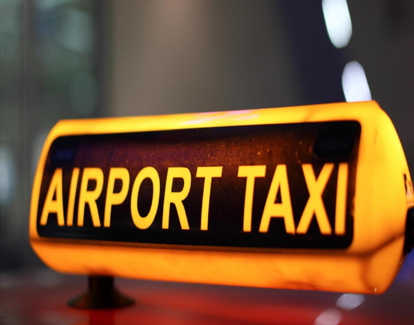 Hotel Linda Suites Near International Airport By La Casa 뉴델리 외부 사진